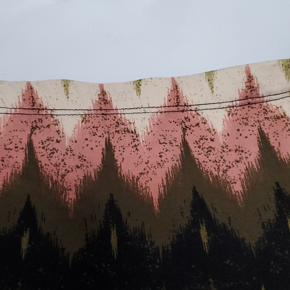 Multi Colored Pattern Form Fitting Dress - image 5